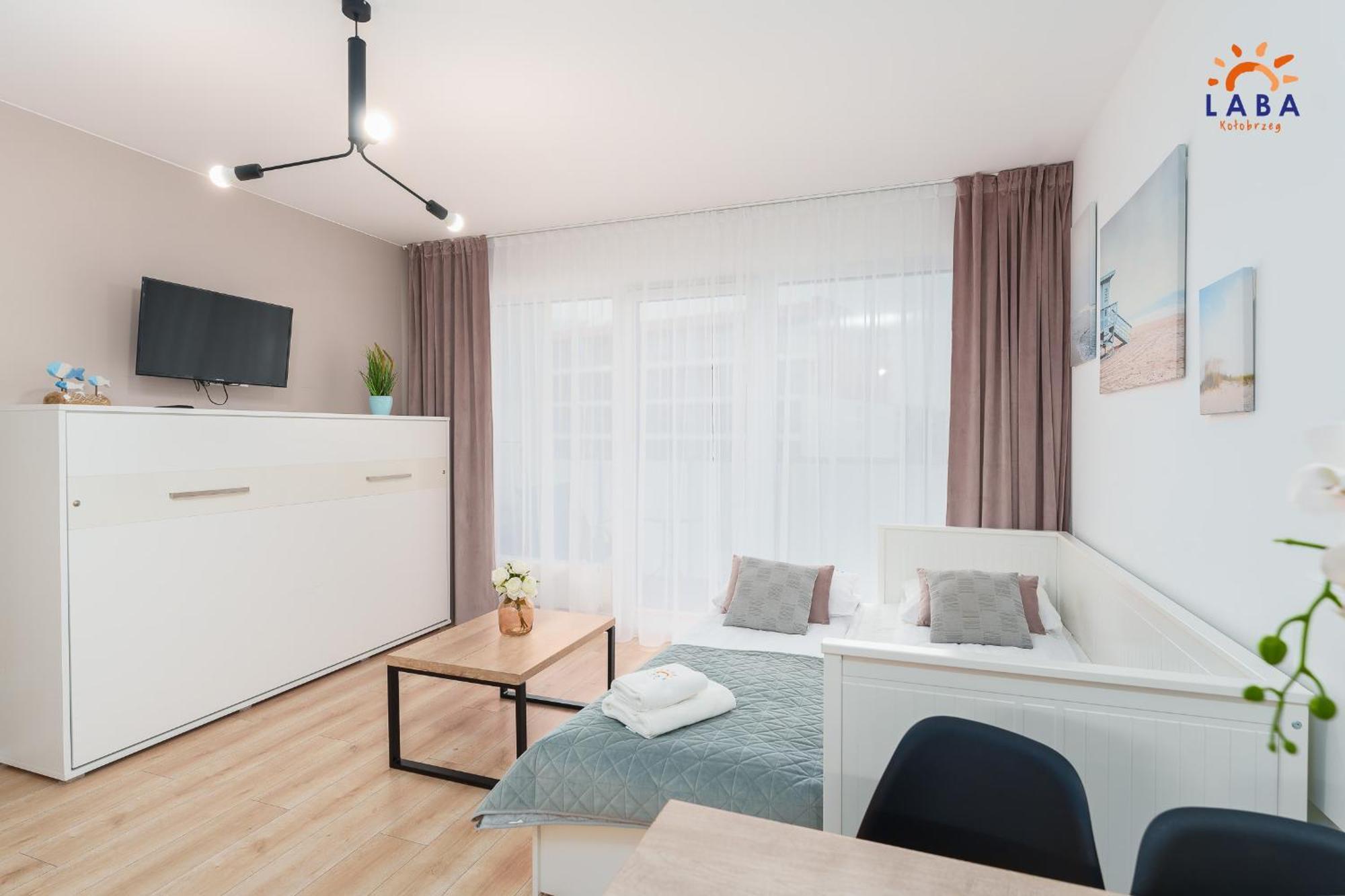 Laba Kolobrzeg Apartamenty Kasprowicza 20Ab 外观 照片