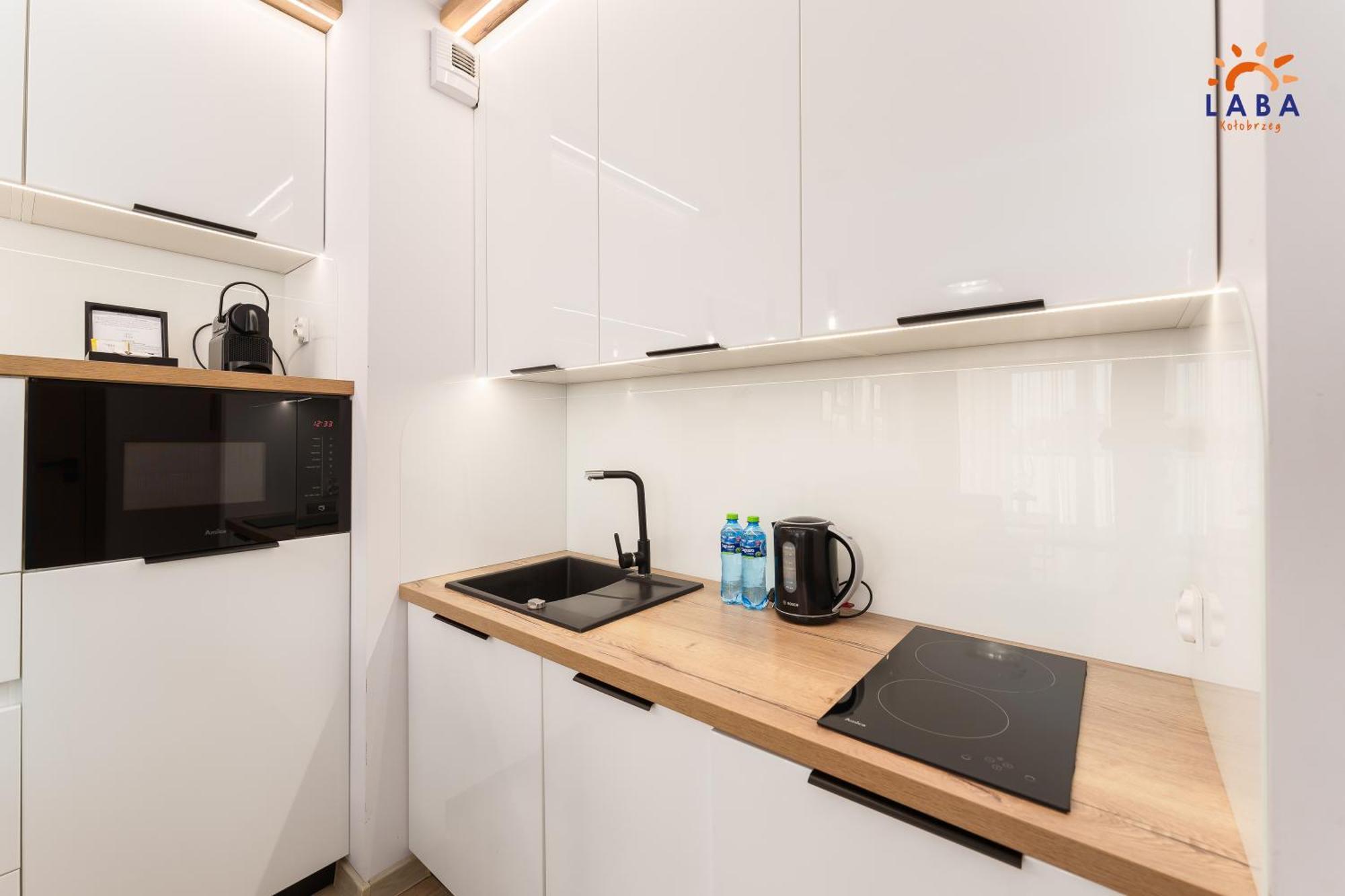 Laba Kolobrzeg Apartamenty Kasprowicza 20Ab 外观 照片