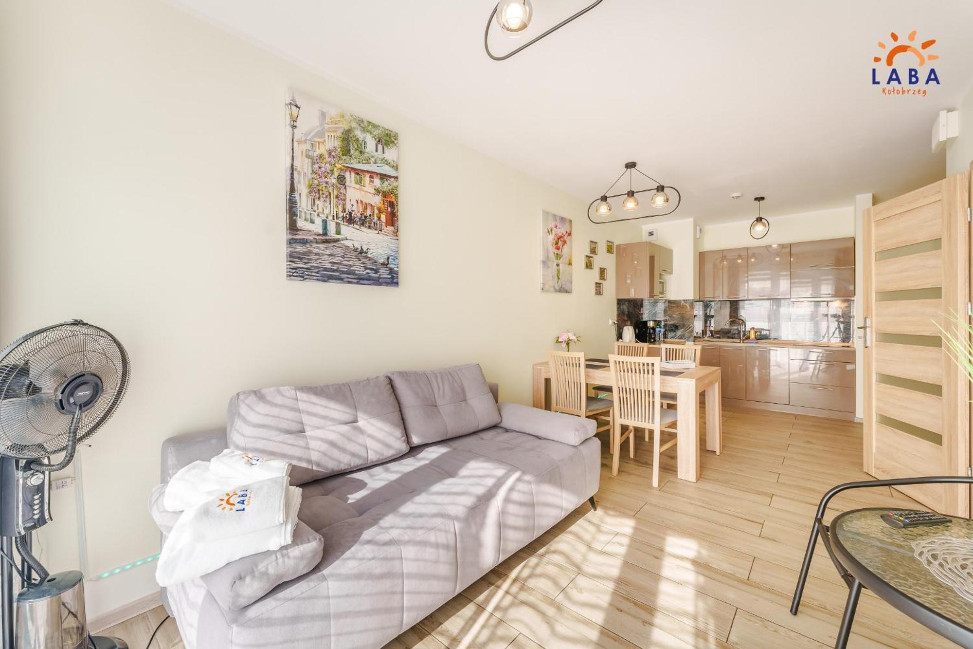 Laba Kolobrzeg Apartamenty Kasprowicza 20Ab 外观 照片