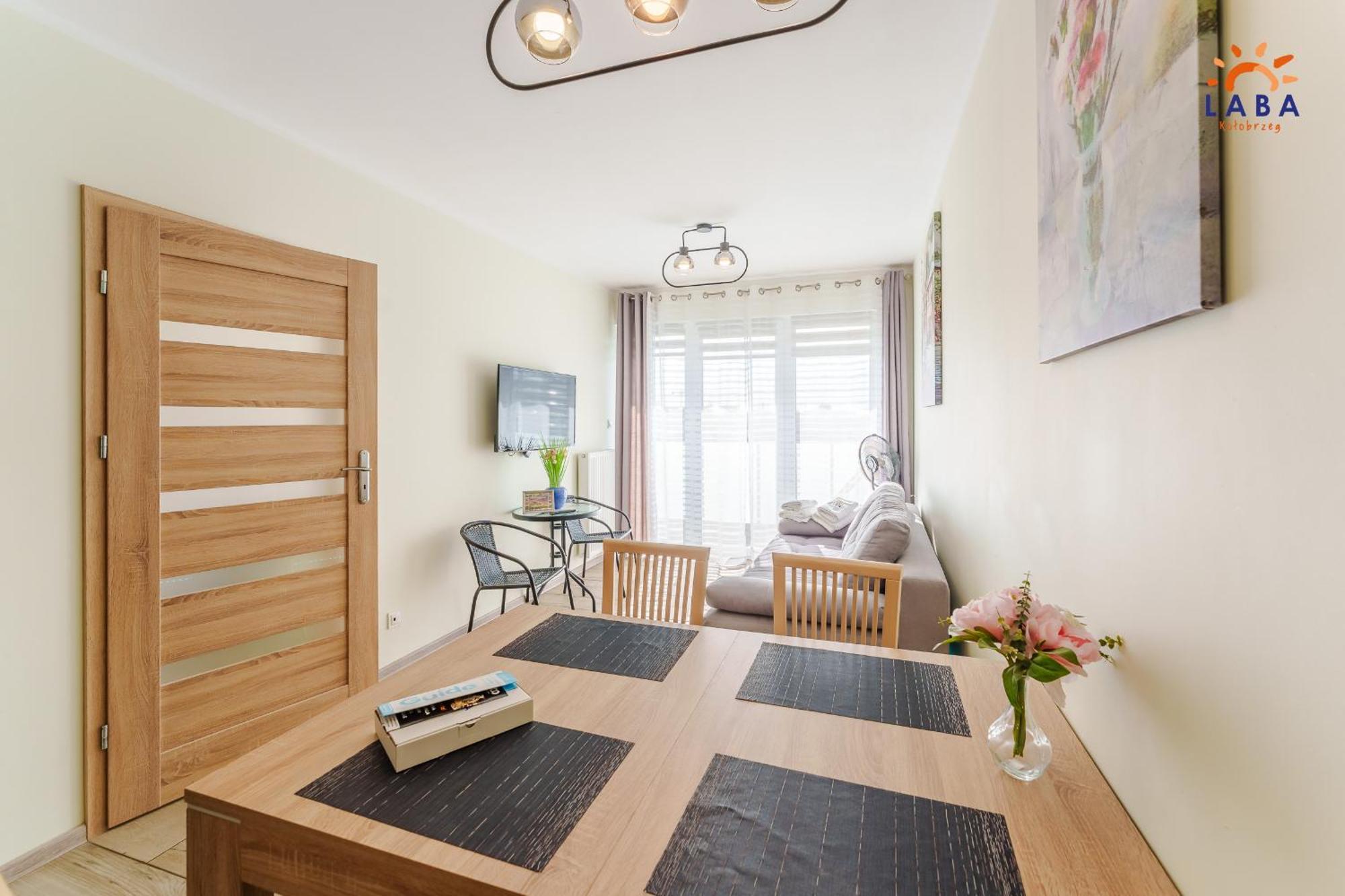 Laba Kolobrzeg Apartamenty Kasprowicza 20Ab 外观 照片