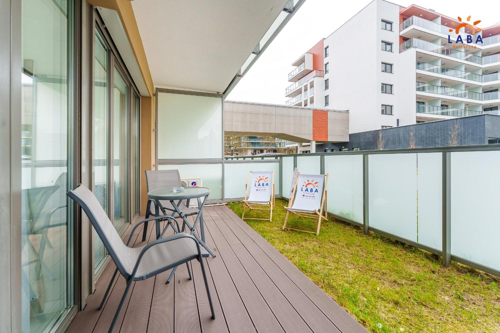 Laba Kolobrzeg Apartamenty Kasprowicza 20Ab 外观 照片