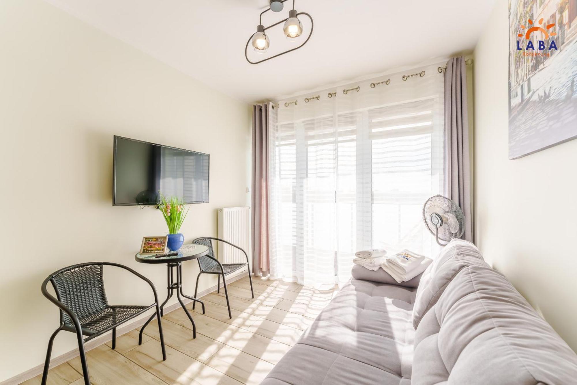 Laba Kolobrzeg Apartamenty Kasprowicza 20Ab 外观 照片